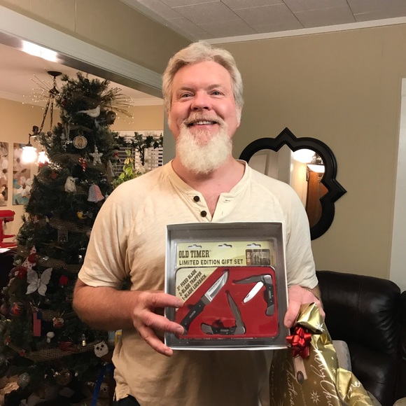 Meet your Posher, Dusty - Picture 1 of 1